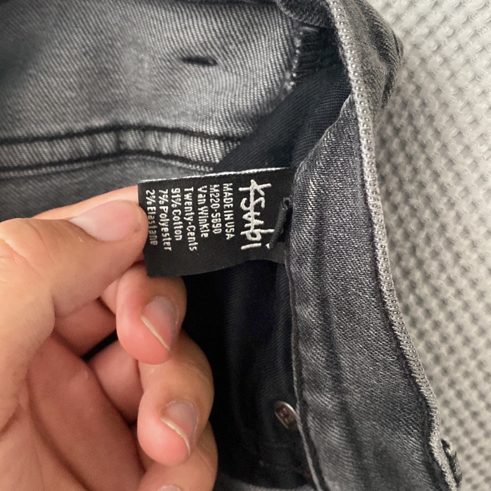 Read - Picture 4 of 4